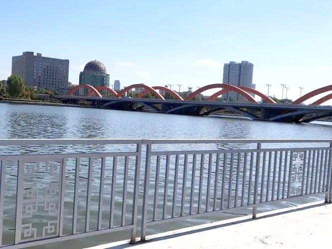 河道(dào)護欄